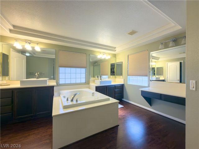 3069 Regal Cove Street, Las Vegas, NV 89117