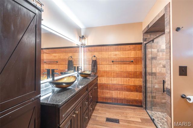 807 County Road 6410, Salem, MO 65560