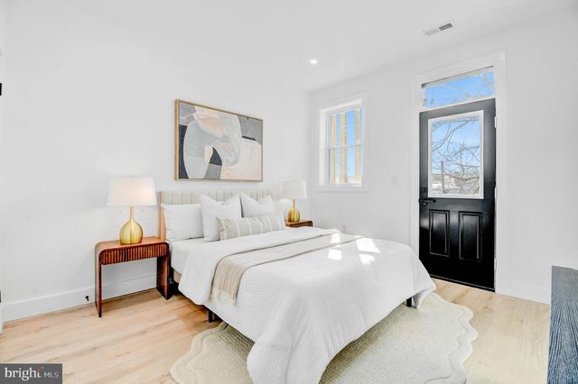 517 FLORIDA AVE NE, Washington, DC 20002