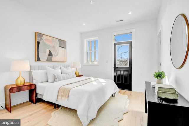 517 FLORIDA AVE NE, Washington, DC 20002