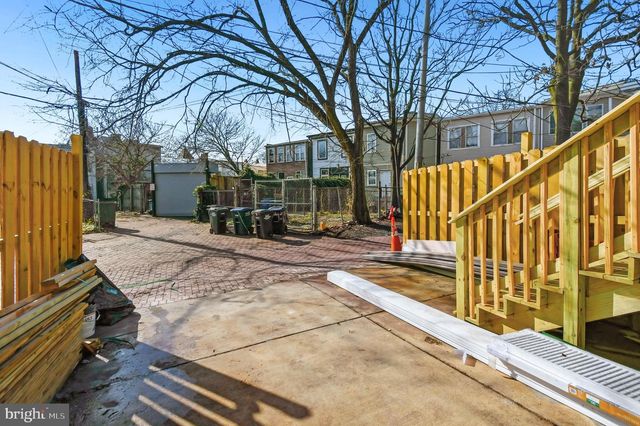 517 FLORIDA AVE NE, Washington, DC 20002