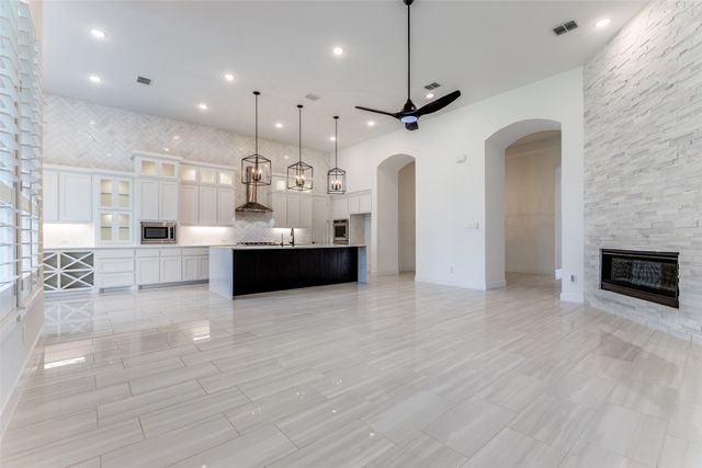 7823 Hoxie Lane, Frisco, TX 75035