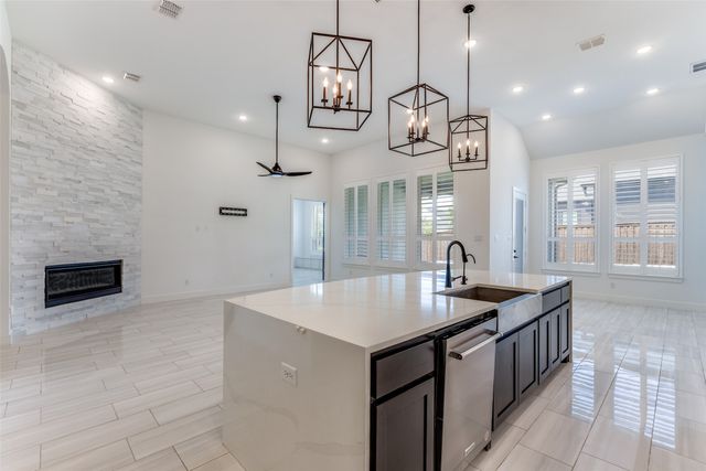 7823 Hoxie Lane, Frisco, TX 75035