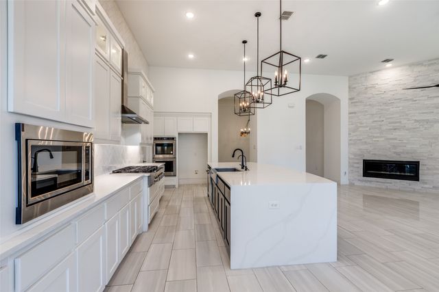 7823 Hoxie Lane, Frisco, TX 75035