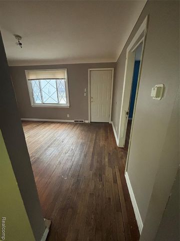 3413 Churchill Avenue, Flint, MI 48506