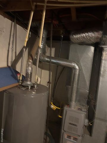 3413 Churchill Avenue, Flint, MI 48506