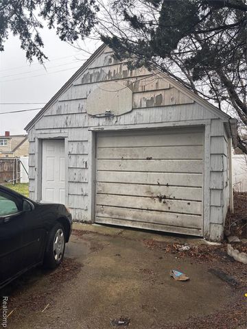 3413 Churchill Avenue, Flint, MI 48506