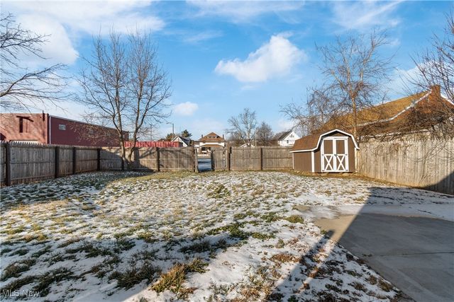 1021 Greenfield SW, Canton, OH 44706