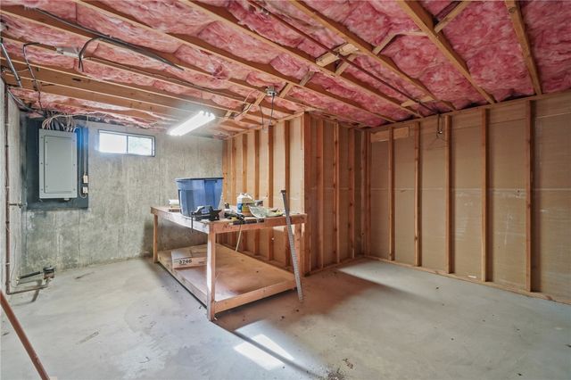 54 Sherwood Drive, Westerly, RI 02891