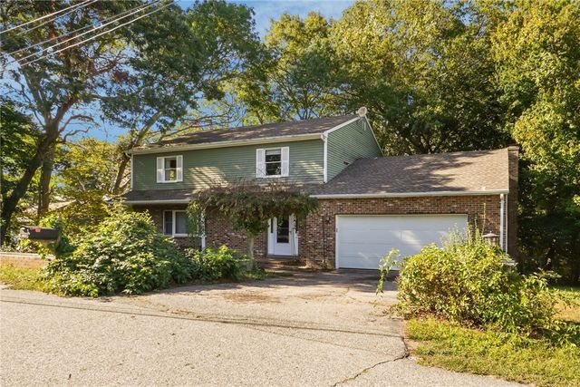 54 Sherwood Drive, Westerly, RI 02891