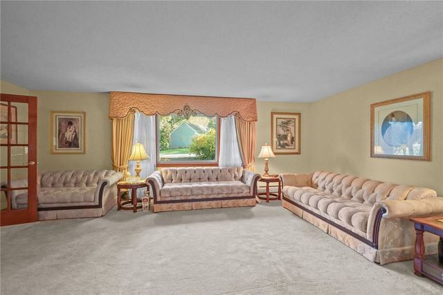 54 Sherwood Drive, Westerly, RI 02891