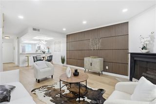 11119 Camarillo 104, West Toluca Lake, CA 91602