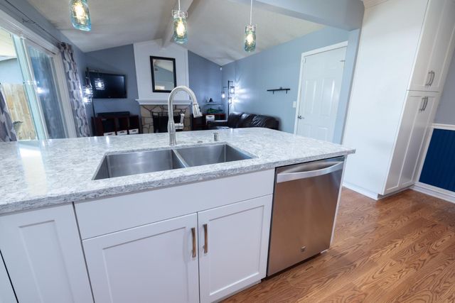 4329 Rose Valley Way, Sacramento, CA 95826