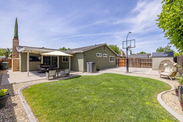 4329 Rose Valley Way, Sacramento, CA 95826