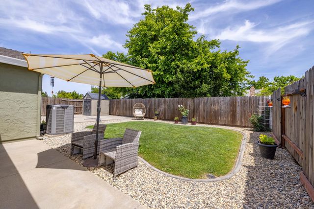 4329 Rose Valley Way, Sacramento, CA 95826