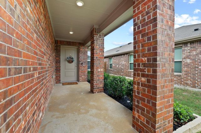 808 Corral Street, Royse City, TX 75189
