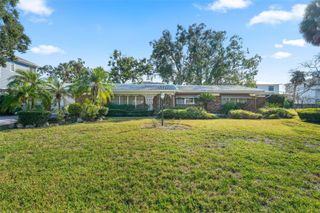5026 W LONGFELLOW AVENUE, Tampa, FL 33629
