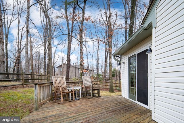 12335 OAKWOOD DR, Woodbridge, VA 22192