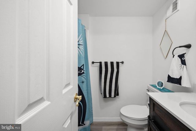 12335 OAKWOOD DR, Woodbridge, VA 22192