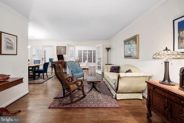 12335 OAKWOOD DR, Woodbridge, VA 22192