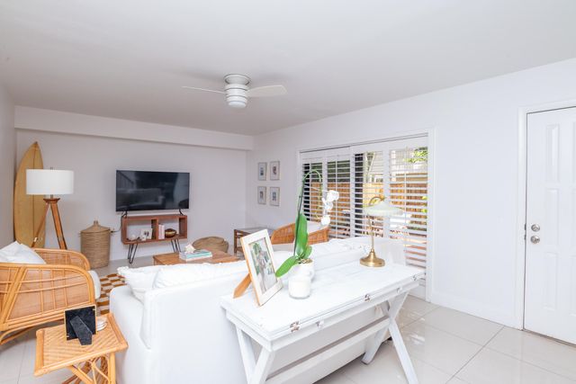 5821 58th Way, West Palm Beach, FL 33409