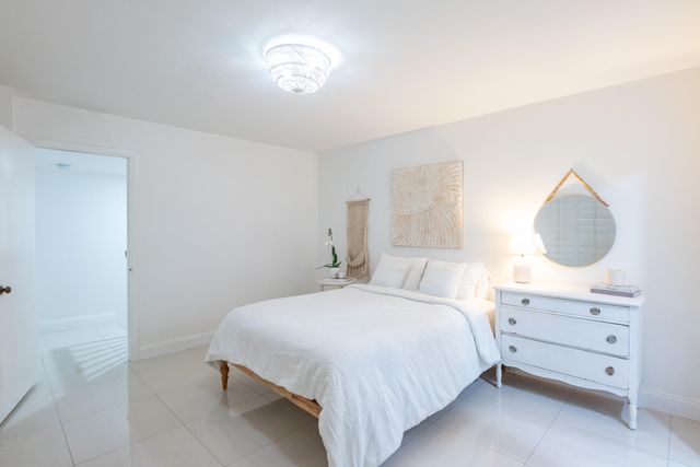 5821 58th Way, West Palm Beach, FL 33409