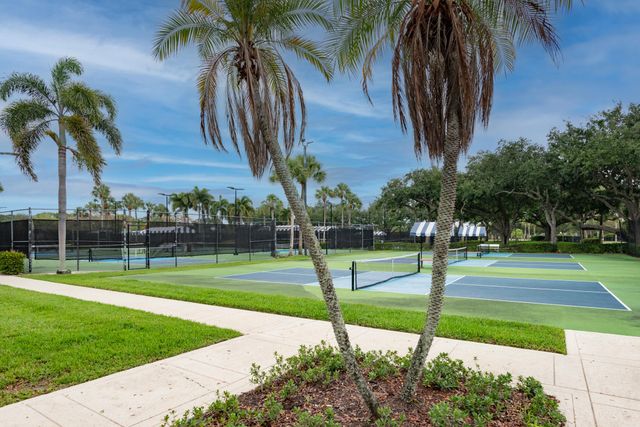 5821 58th Way, West Palm Beach, FL 33409