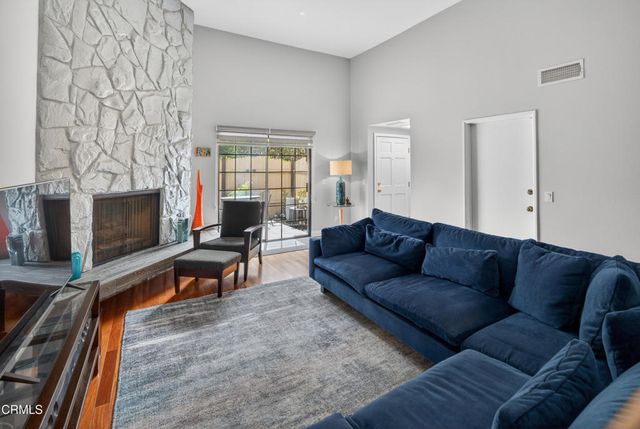 881 W Huntington Drive F, Arcadia, CA 91007