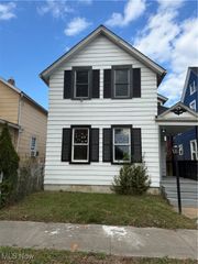 6014 Madison Avenue UP, Cleveland, OH 44102