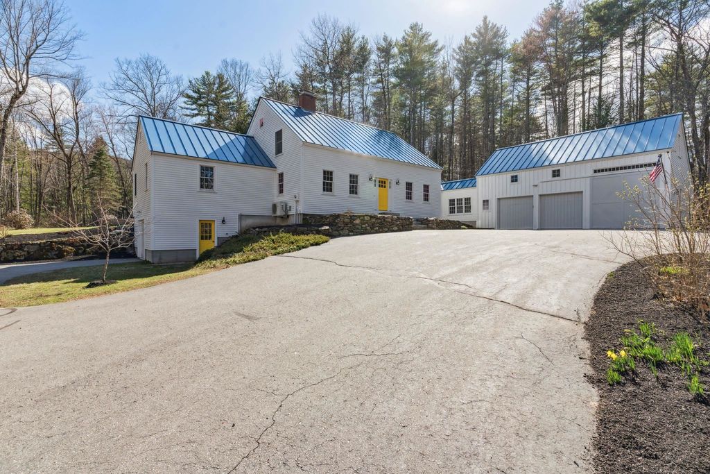 65 Moose Mountain Road, Brookfield, NH 03872