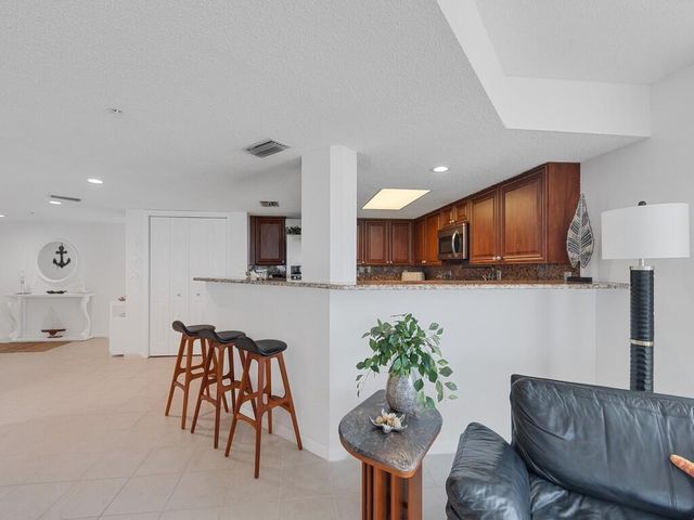 3880 N Highway A1a 901, Fort Pierce, FL 34949