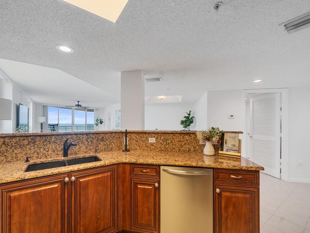 3880 N Highway A1a 901, Fort Pierce, FL 34949