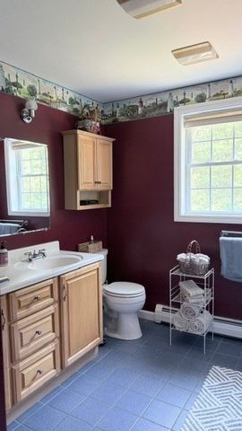 5 Grace Dr, Hudson, NH 03051