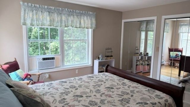 5 Grace Dr, Hudson, NH 03051
