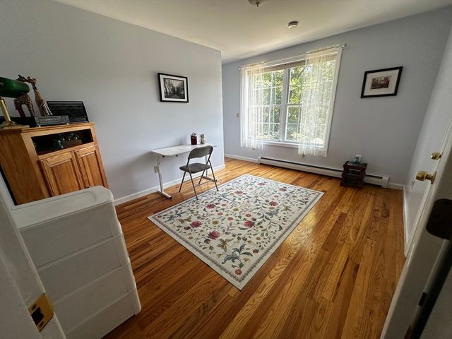 5 Grace Dr, Hudson, NH 03051