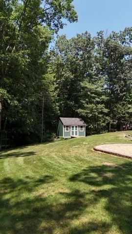 5 Grace Dr, Hudson, NH 03051
