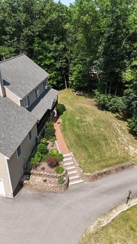 5 Grace Dr, Hudson, NH 03051