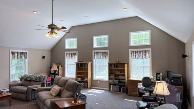 5 Grace Dr, Hudson, NH 03051