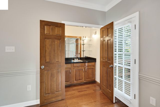 9190 EAST BRIDGE DR, Germantown, TN 38139