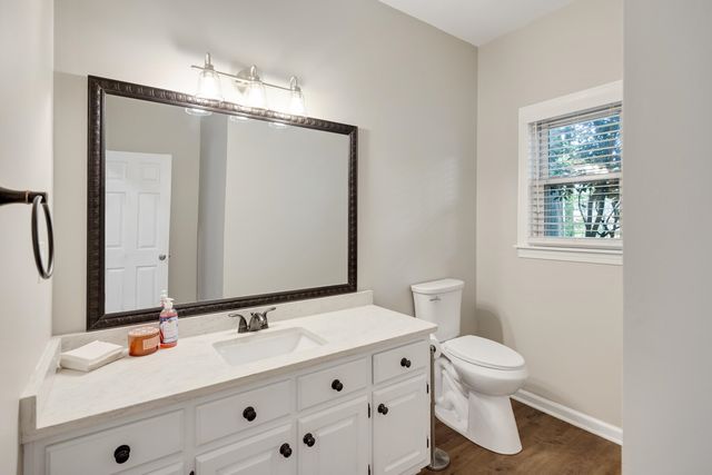 9190 EAST BRIDGE DR, Germantown, TN 38139