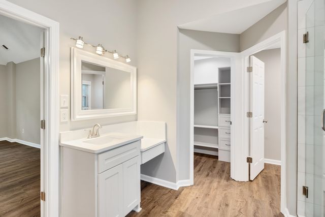 9190 EAST BRIDGE DR, Germantown, TN 38139
