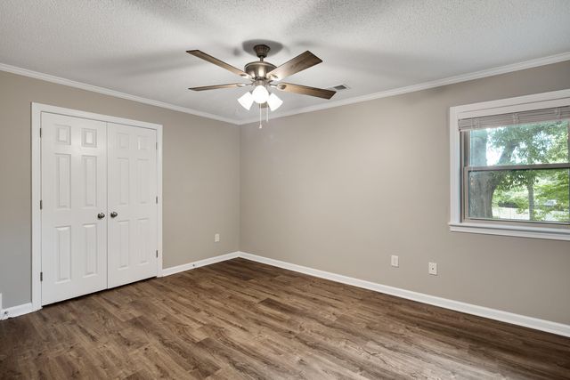 9190 EAST BRIDGE DR, Germantown, TN 38139