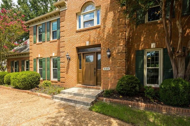 9190 EAST BRIDGE DR, Germantown, TN 38139