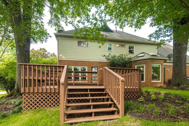 9190 EAST BRIDGE DR, Germantown, TN 38139
