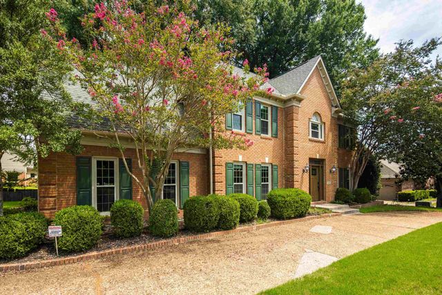9190 EAST BRIDGE DR, Germantown, TN 38139