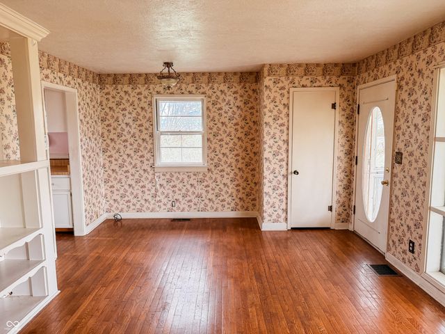 412 Elva Street, Anderson, IN 46013