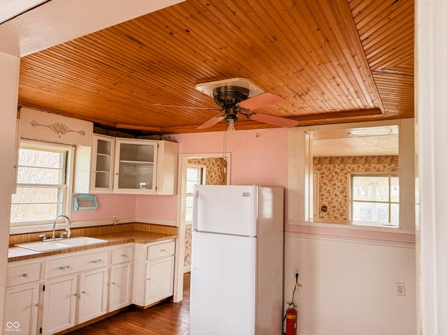 412 Elva Street, Anderson, IN 46013