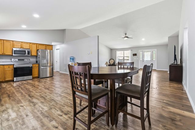 135 Country Acres Drive, Somerset, KY 42503