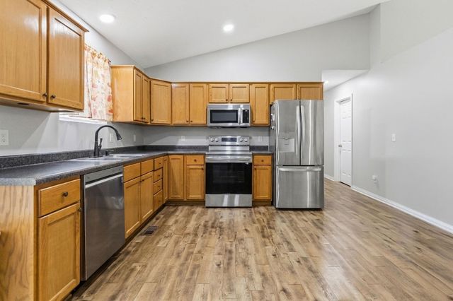 135 Country Acres Drive, Somerset, KY 42503