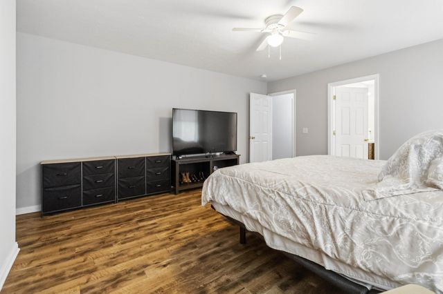 135 Country Acres Drive, Somerset, KY 42503